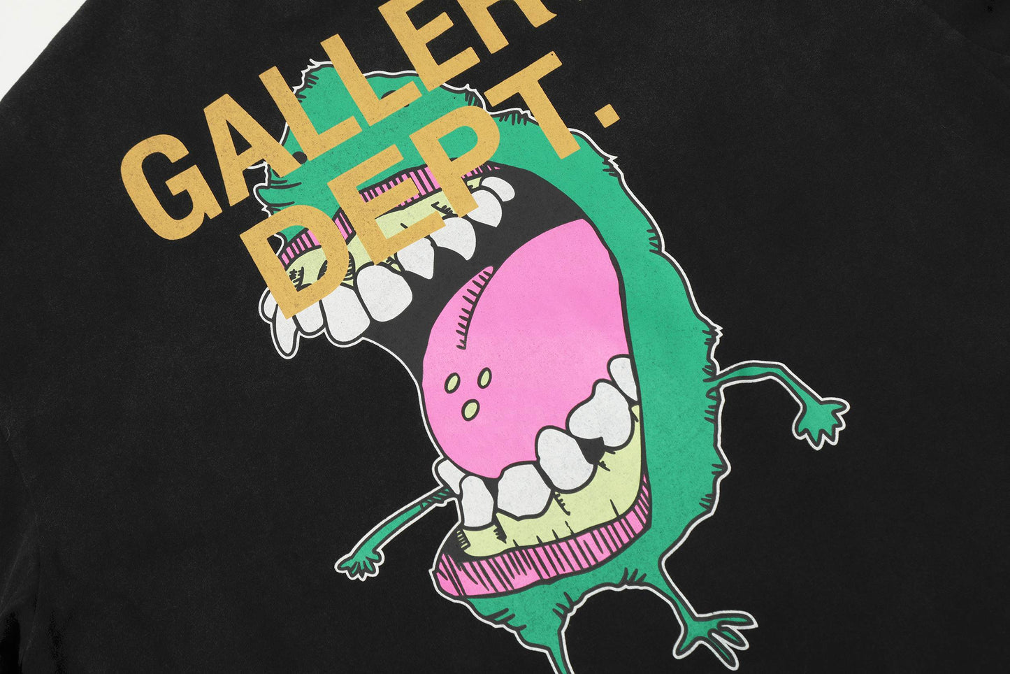 GALLERY DEPT New T-shirt D18_P49